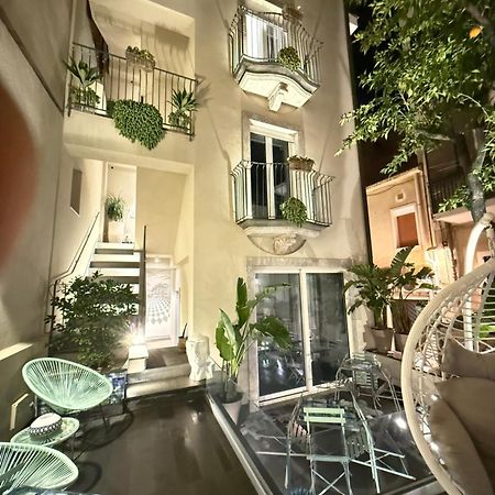Villa D'Orville Luxury Suites Taormina Kültér fotó