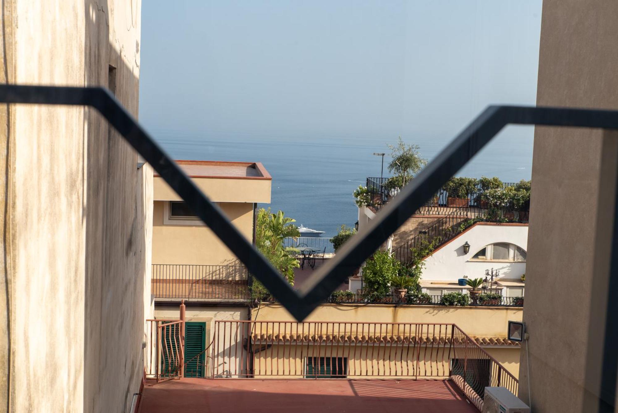 Villa D'Orville Luxury Suites Taormina Kültér fotó