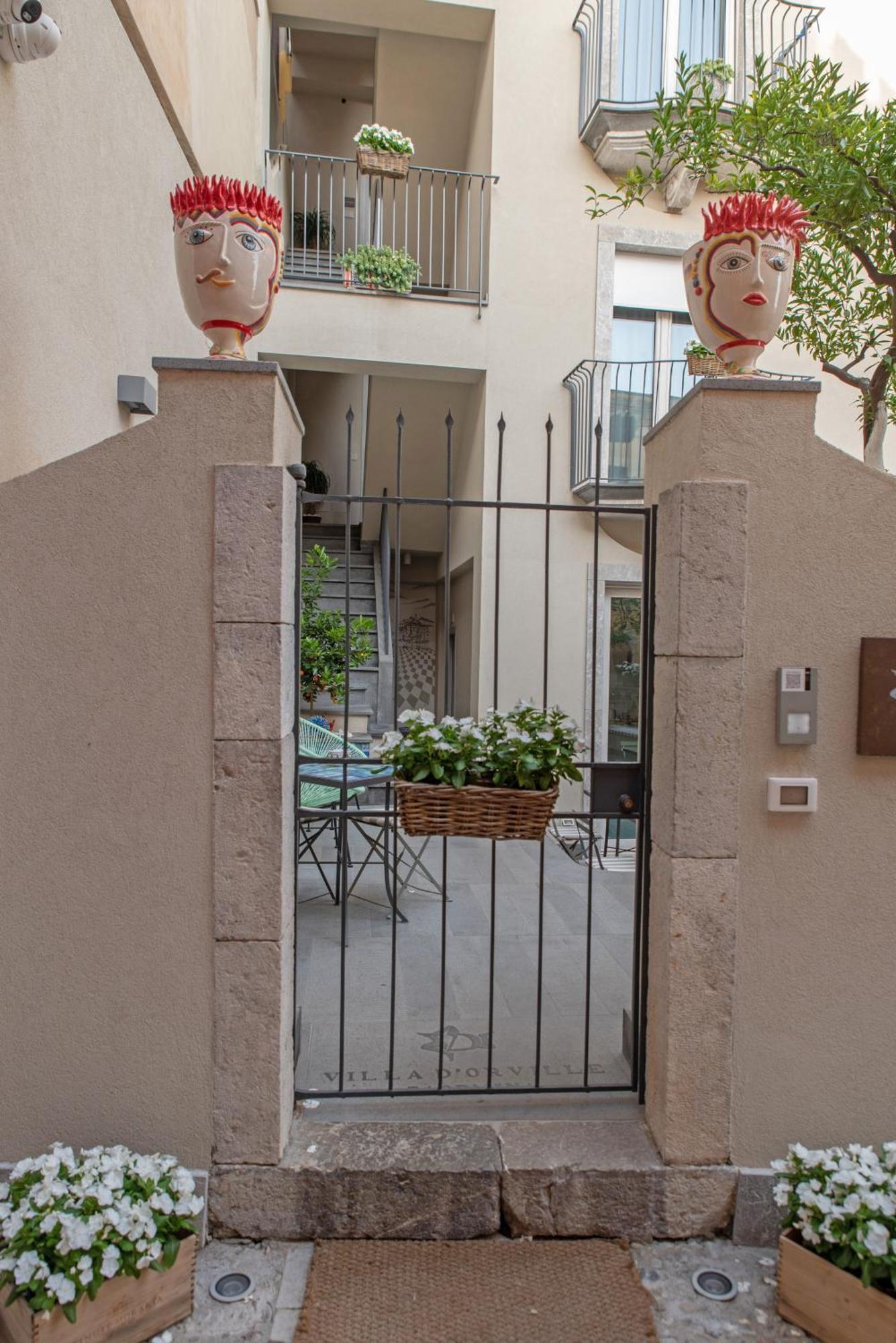 Villa D'Orville Luxury Suites Taormina Kültér fotó