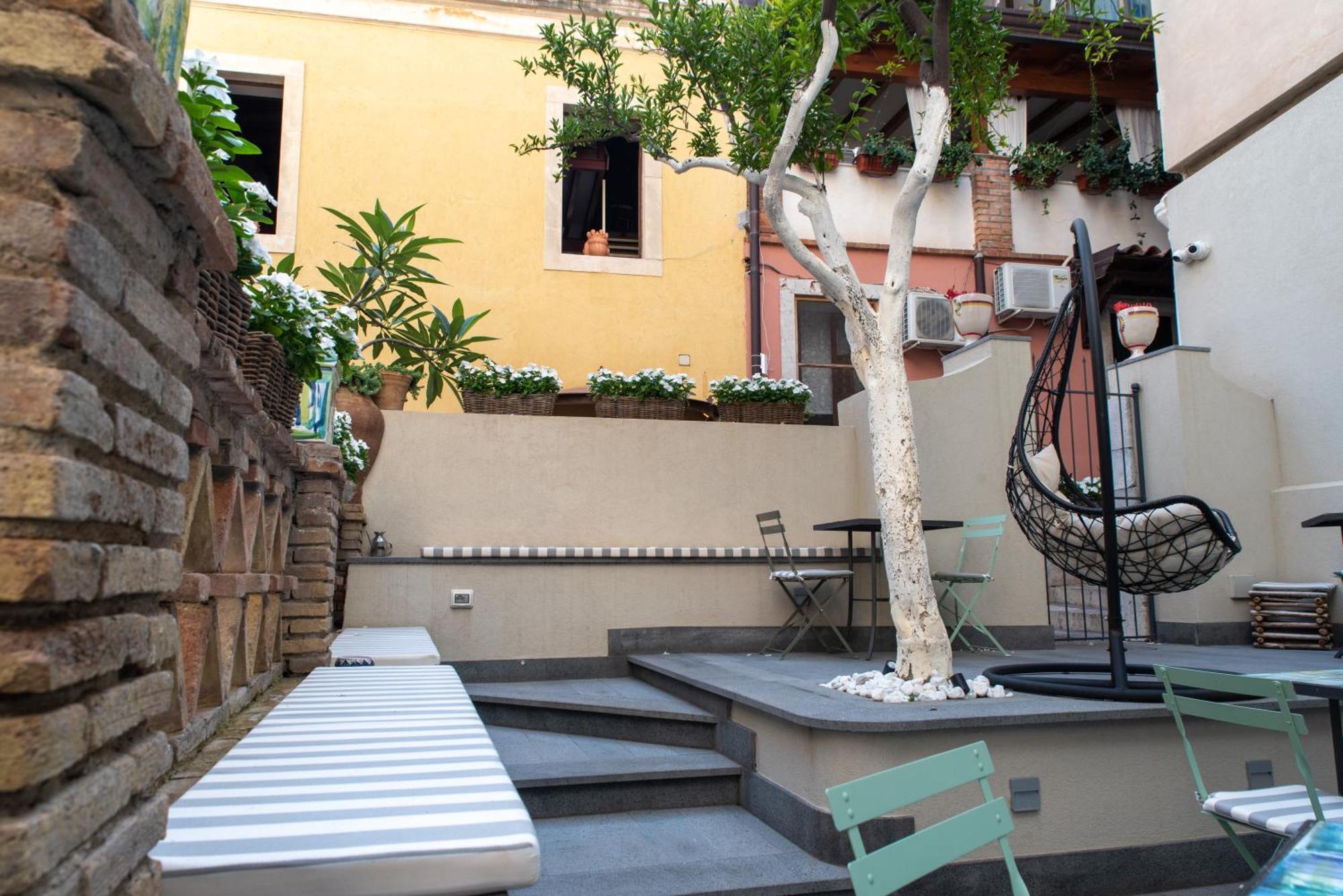 Villa D'Orville Luxury Suites Taormina Kültér fotó