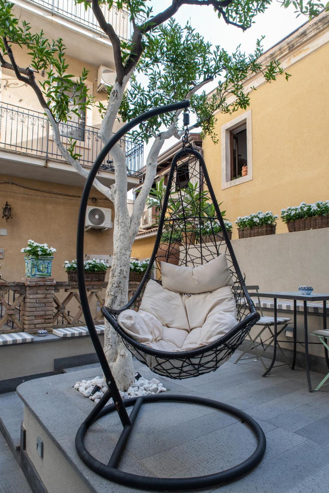 Villa D'Orville Luxury Suites Taormina Kültér fotó