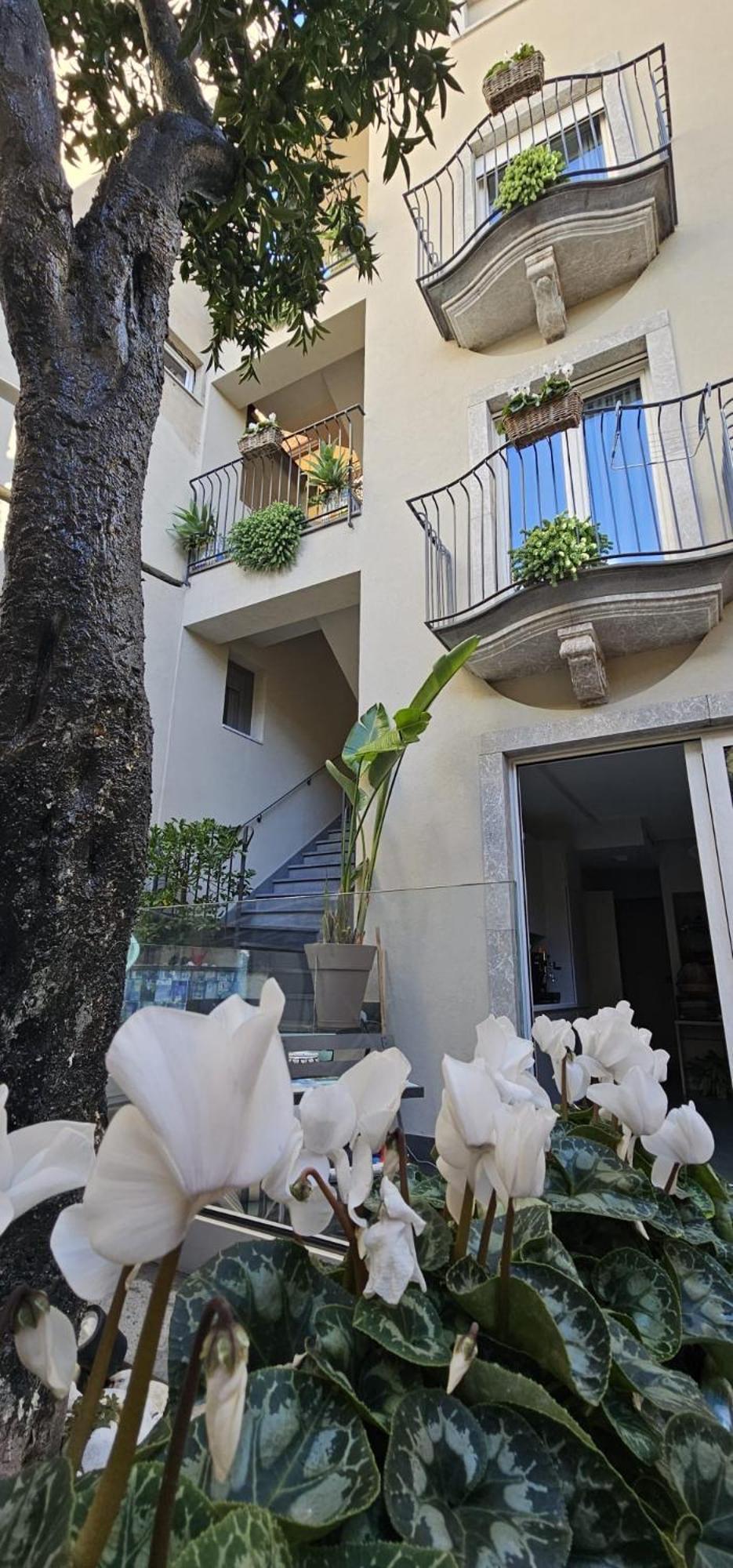 Villa D'Orville Luxury Suites Taormina Kültér fotó